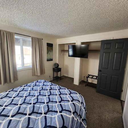 Newly Remodeled Relaxing Stay Near Downtown Fairbanks Bagian luar foto