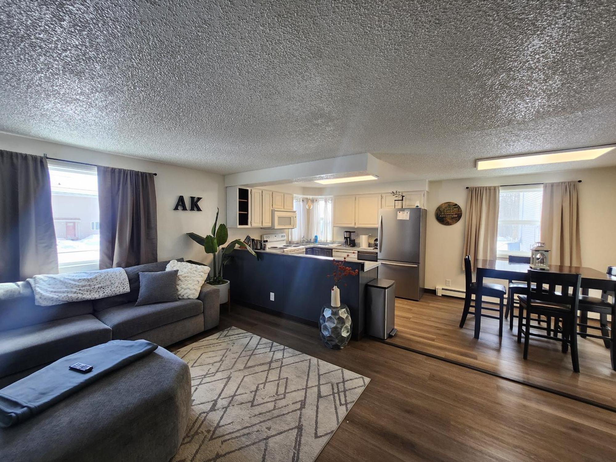 Newly Remodeled Relaxing Stay Near Downtown Fairbanks Bagian luar foto